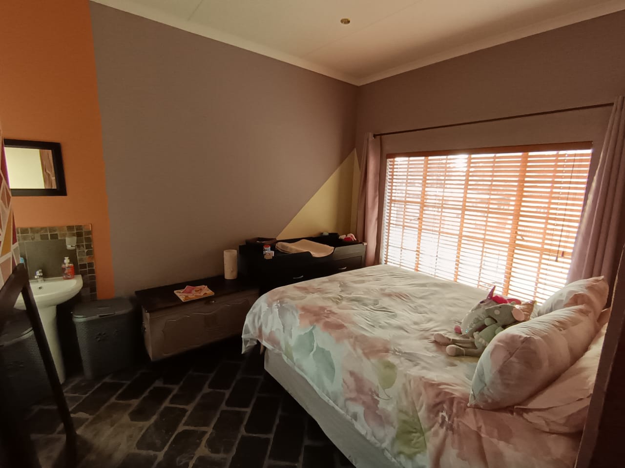 4 Bedroom Property for Sale in Safari Gardens North West